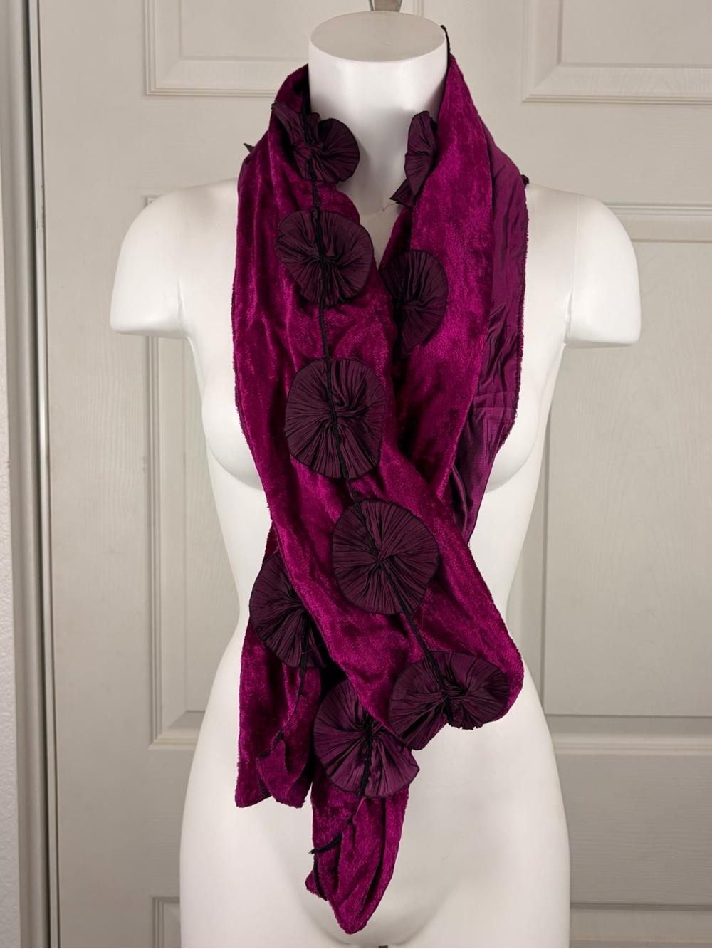 Vintage Magenta Velvet Rosette Applique Long Scarf